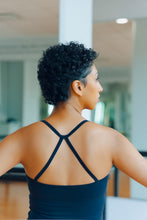 Load image into Gallery viewer, Essence Vest